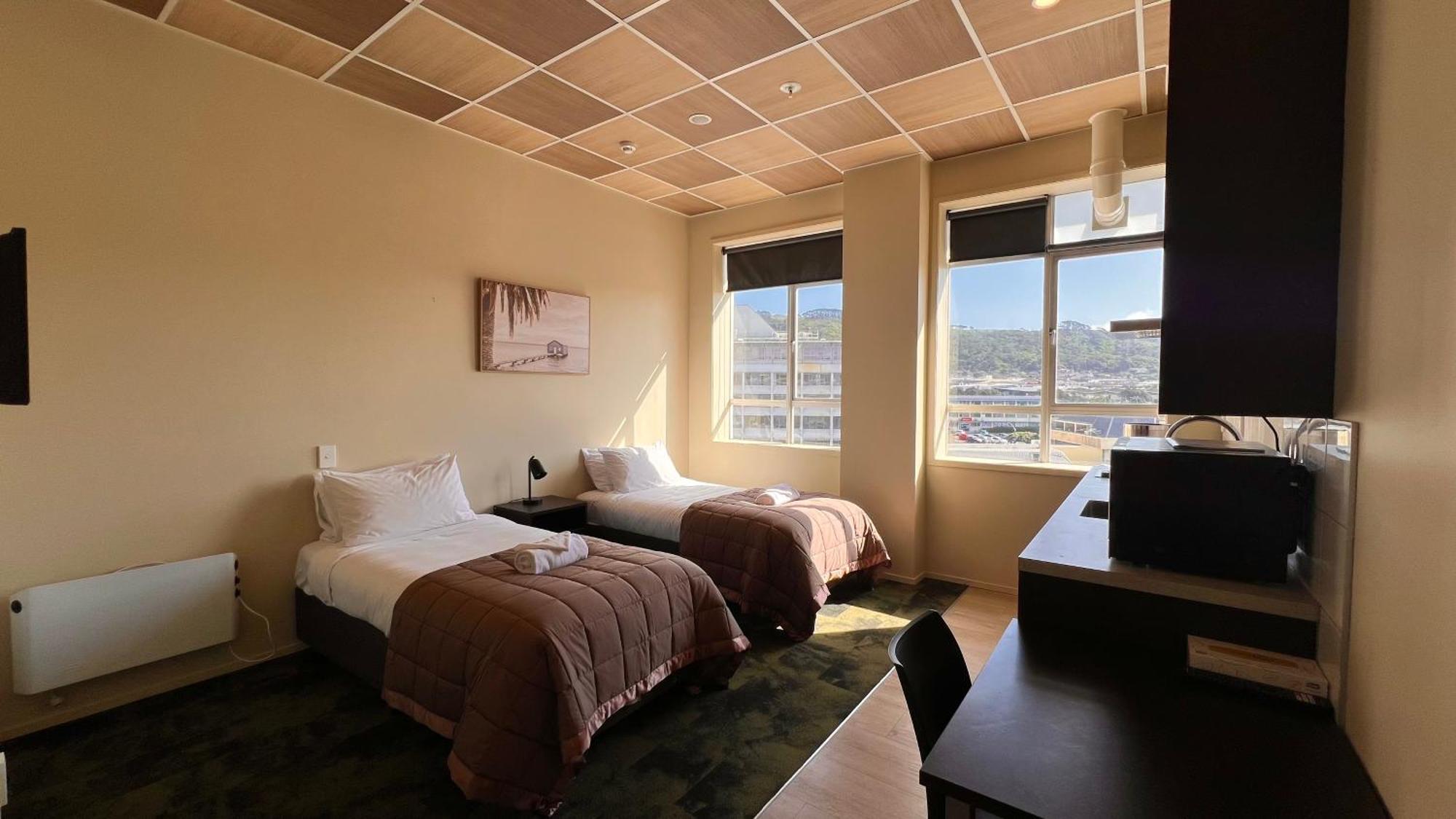 The Post Hotel Porirua Buitenkant foto